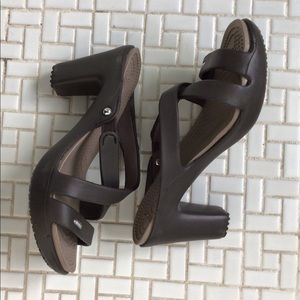 Womens sandals.